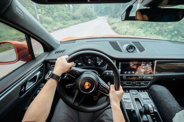 Tôi dành cả ngày trải nghiệm Porsche Macan và đã hiểu vì sao những người giàu không quá quan tâm đến các số liệu kỹ thuật - Hình ảnh số 6.