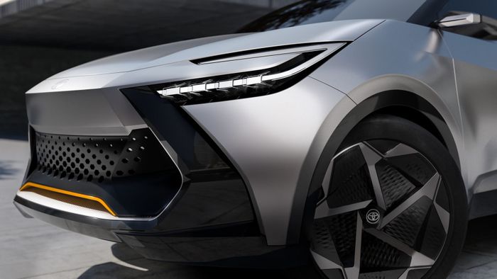 Toyota C-HR sẽ trở lại Việt Nam với một bản nâng cấp lớn trong năm nay: Thiết kế sẽ có những thay đổi đáng kể và sẽ được trang bị thêm động cơ điện - Hình ảnh 8.