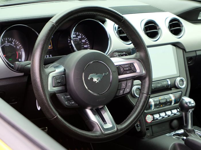 Dân chơi Hà Nội đang bán cặp Ford Mustang và BMW i8 cùng biển số 'VIP' với giá 5,9 tỷ đồng - Ảnh 8.