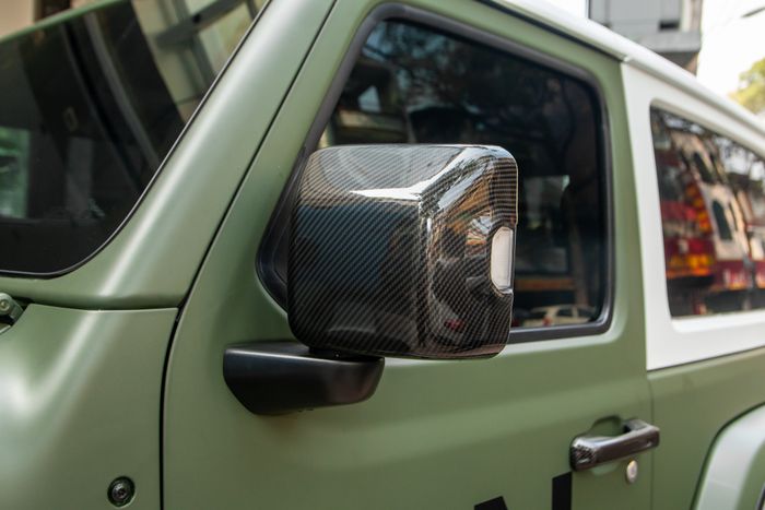 Tậu thêm chiếc Jeep mới với màu sắc khác, ông Đặng Lê Nguyên Vũ chia sẻ siêu xe chỉ để thưởng thức.
