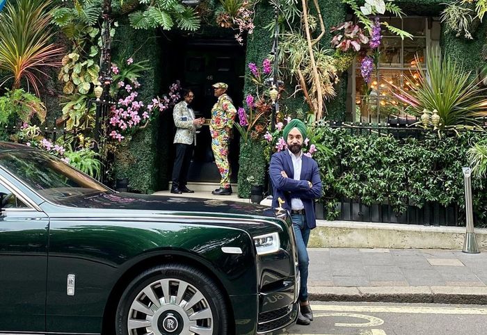 Đại gia sở hữu bộ xe Rolls-Royce đa dạng: Được so sánh với Bill Gates Anh với niềm đam mê sang trọng - Ảnh 3.