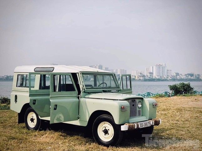 Xế cổ Land Rover của người đam mê ở Hà Nội - Hình 6.