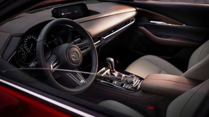 Mazda CX-30 mới tiết kiệm nhiên liệu hơn nhưng vẫn mạnh mẽ - Ảnh 2.