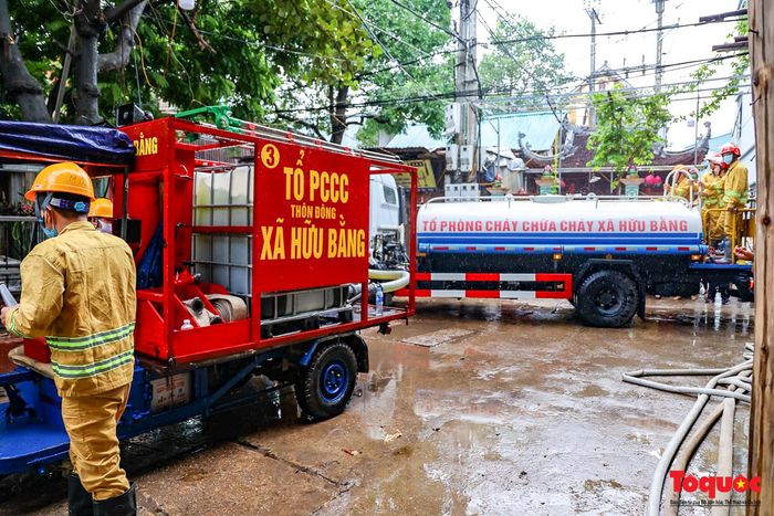 Hà Nội: Mô hình xe ba gác phòng cháy chữa cháy di chuyển linh hoạt trong những con ngõ nhỏ để dập tắt 'bà hỏa' ở các làng nghề - Ảnh 18.