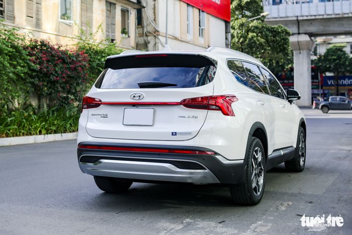 Chủ nhân xe Hyundai Santa Fe: Thử lái nhiều lần, thích quá nên quyết định mua - Hình 7.