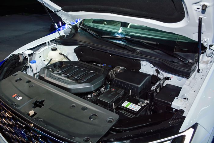 Rẻ hơn 113 triệu, Ford Territory tiêu chuẩn vẫn giữ được vẻ đẹp cao cấp, chỉ khác biệt với nhiều tính năng thủ công mới - Ảnh 16.