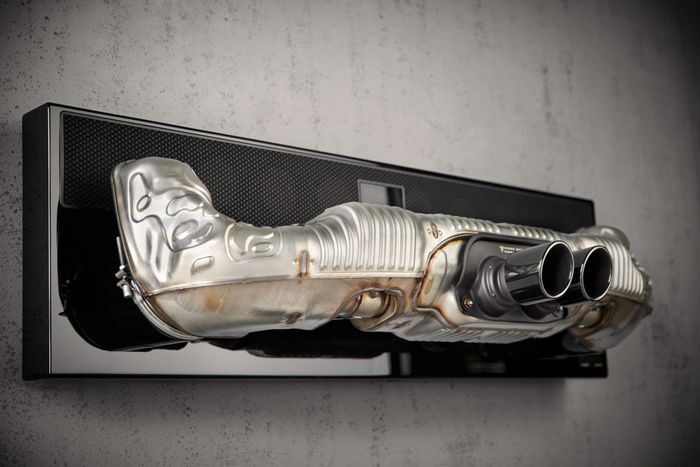 ngắm bộ loa trị giá 300 triệu đồng làm từ hệ thống ống xả của siêu xe porsche hình ảnh 1