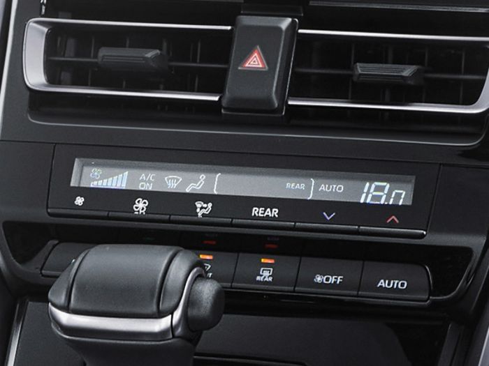 Thông tin chi tiết về Toyota Innova Zenix - Phiên bản cao cấp nhất, sang trọng như một chiếc SUV hàng đầu - Hình 10.