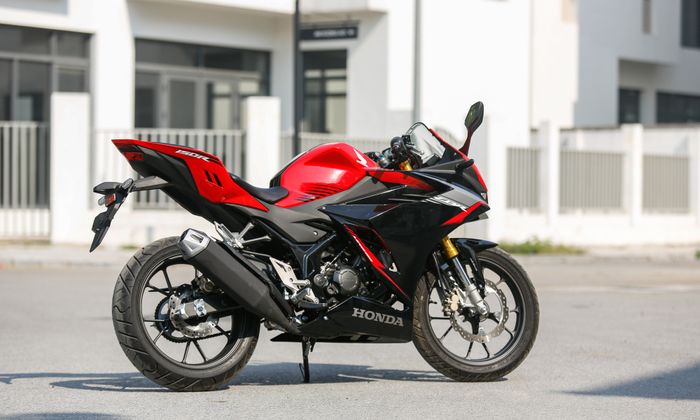 3 chiếc sportbike 150 phân khối đang được bán tại Việt Nam: Mô tô nhỏ dành cho người mới bắt đầu - Hình 4.