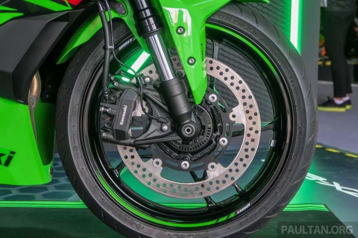 kawasaki zx-25r 2022 ra mắt truyền thông tại motogp malaysia hình ảnh 6