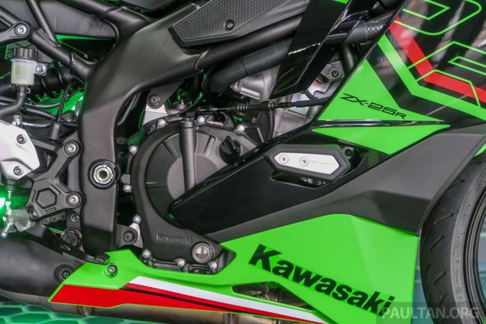 kawasaki zx-25r 2022 ra mắt truyền thông tại motogp malaysia hình ảnh 4