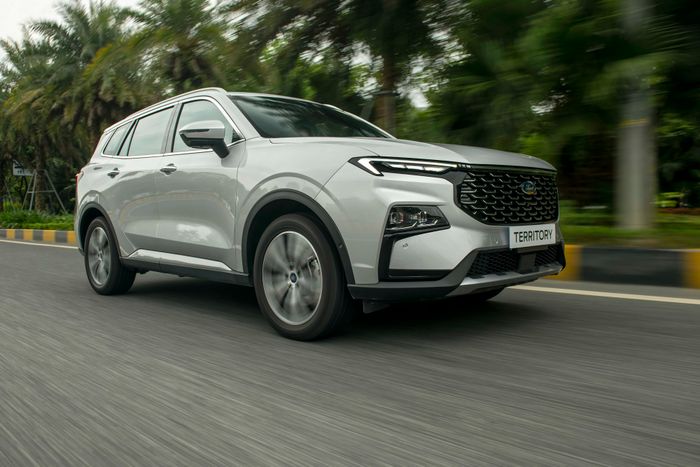 Ford Territory chính thức ra mắt tại Việt Nam: Giá từ 822 triệu, là mẫu xe rẻ nhất trong phân khúc và tích hợp nhiều công nghệ cạnh tranh với Tucson, Sportage - Hình 9.