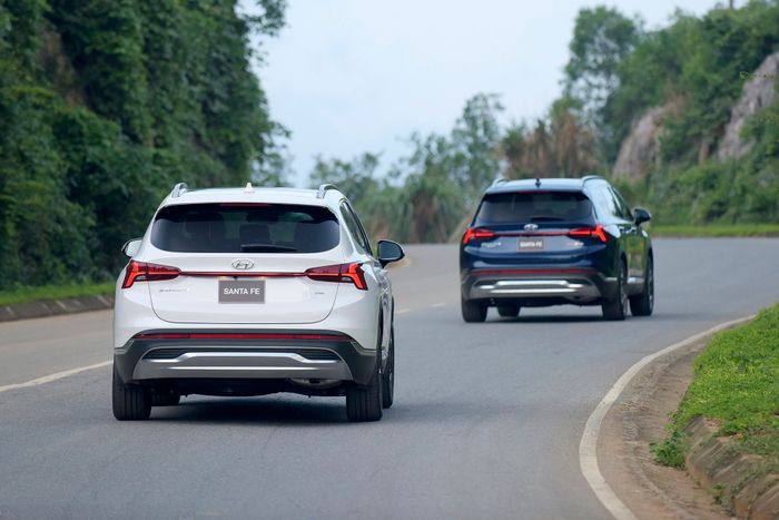 Hyundai Santa Fe rộng cửa thắng hạng mục Thiết kế xe phổ thông - Hình 7.
