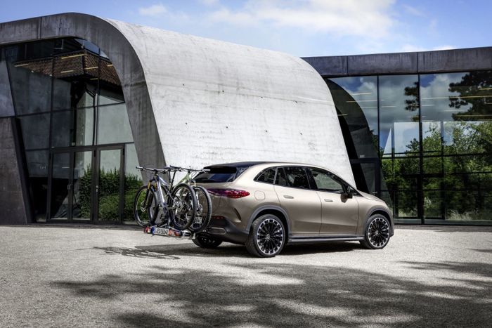 Mercedes EQE SUV chính thức ra mắt: GLE điện chạy được 590km mỗi lần sạc, với công nghệ tiên tiến - Ảnh 2.