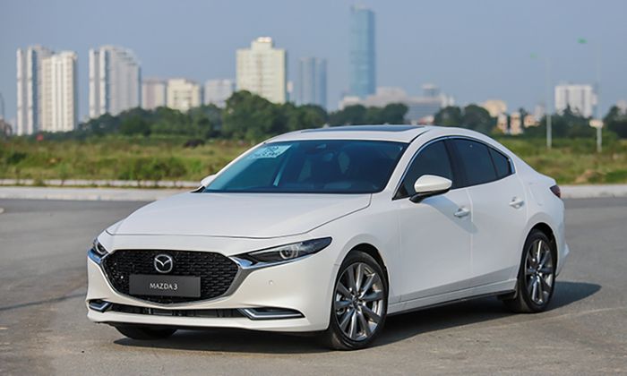 Xe thông dụng dành cho phụ nữ năm 2022: Mazda2 cạnh tranh với Suzuki Swift - Hình 3.