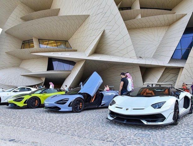 Bộ sưu tập xe đắt đỏ của giới 'con nhà giàu' Qatar: Không phải siêu xe thì cũng là những chiếc xe triệu đô - Ảnh 3.