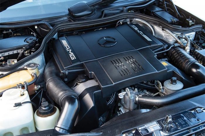 Top 9 dòng xe Mercedes giới hạn đẹp nhất, tốc độ cao nhất và hiếm nhất - Hình 9.