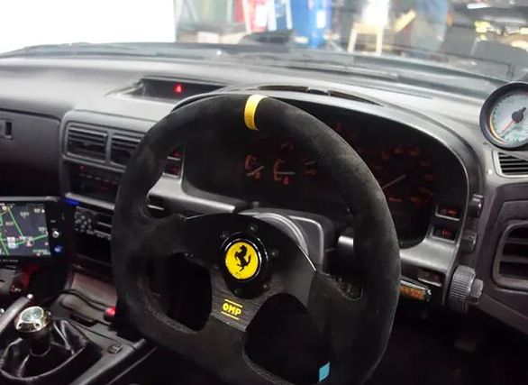 Dân chơi độ xe Mazda biến thành siêu xe Ferrari: Gỡ bỏ toàn bộ vỏ ngoài nhưng ‘tâm hồn’ vẫn là xe Nhật - Hình 10.