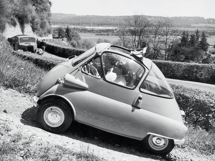 Isetta: Chiếc xe bong bóng mang tính biểu tượng của những năm 1950, được xem là chiếc xe siêu nhỏ đầu tiên trên thế giới - Ảnh 4.