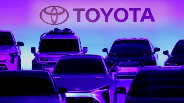 Toyota không muốn đặt tất cả trứng vào cùng một rổ trong cuộc đua xe điện!