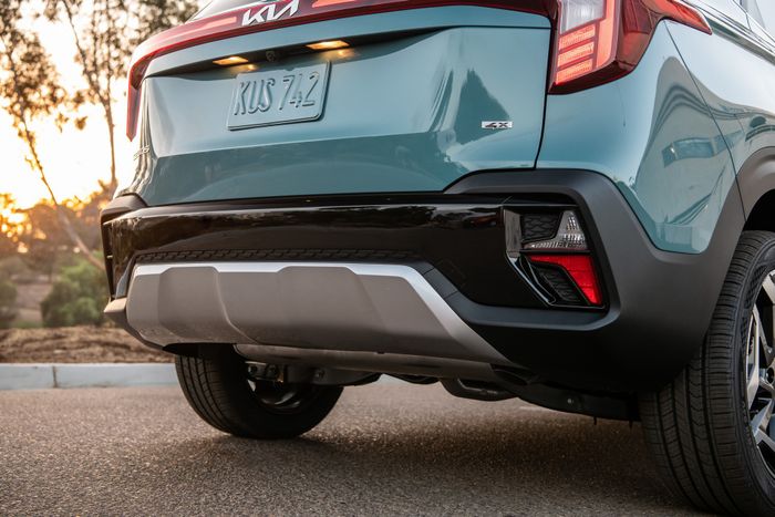Kia Seltos 2024 có sự thay đổi về ngoại hình, động cơ mạnh mẽ hơn, có thể được bán tại Việt Nam vào năm sau - Ảnh 5.