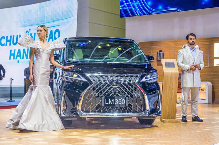 Lexus mang đến gian hàng trị giá hơn 20 tỷ đồng tại VMS 2022: Tập trung vào LF-Z và loạt xe cao cấp dành cho chủ doanh nghiệp - Hình 8.