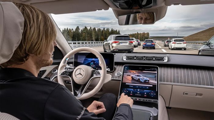 Công nghệ tự lái của Mercedes có vẻ 'muộn màng' nhưng lại có một điểm vượt trội so với Tesla - Hình 2.
