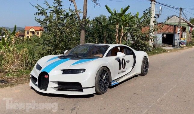 Bugatti Chiron tự chế trang trí theo màu cờ của đội tuyển Argentina - Hình 3.