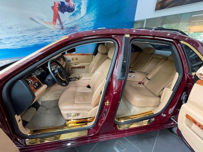Siêu xe Rolls-Royce dát vàng của ông Trịnh Văn Quyết tiếp tục thất bại trong đấu giá lần thứ 2 - Ảnh 4.