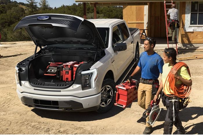 Tính năng trên ô tô tái xuất từ 'bên kia thế giới' hình 9