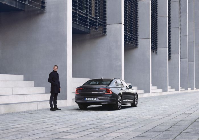 Tiện ích trên hàng sau của Volvo S90 - Ảnh 3.
