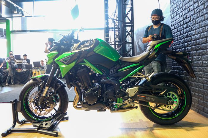 Kawasaki Z H2 SE giá 770 triệu đồng tại Việt Nam - Ảnh 6.