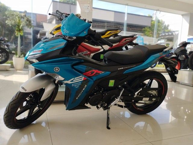 Xe côn tay Exciter 155 bản giới hạn 2023 với bộ trang phục mới đã về đến các đại lý, sẵn sàng chờ đón khách hàng Việt - Ảnh 1.