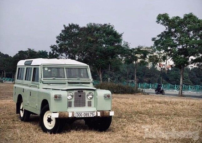 Xế cổ Land Rover của người đam mê ở Hà Nội - Hình 5.