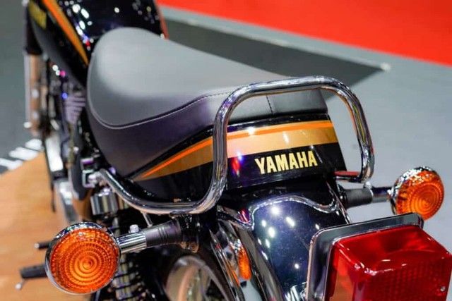 Dừng mắt trước vẻ đẹp hoài cổ của Yamaha SR400 tái sinh, sẵn chờ ngày về Việt Nam - Ảnh 4.