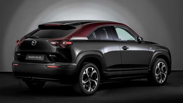 Mazda MX-30 - Xe SUV nhỏ tận dụng động cơ xoay, chạy hơn 600km mới cần sạc - Ảnh 5.