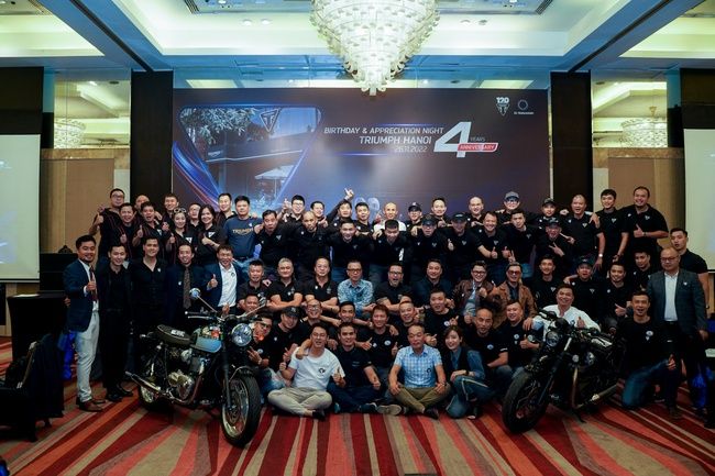 Dàn xe đặc biệt của Triumph tại Việt Nam: Phần lớn là các phiên bản Chrome, chiếc đắt nhất 1,3 tỷ đồng - Ảnh 2.