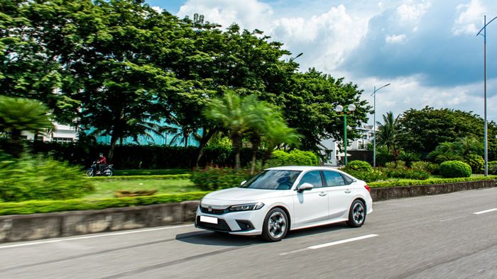 Honda Civic lọt lòng giành giải Vô lăng xuất sắc nhất xe phổ thông 2022 - Ảnh 2.