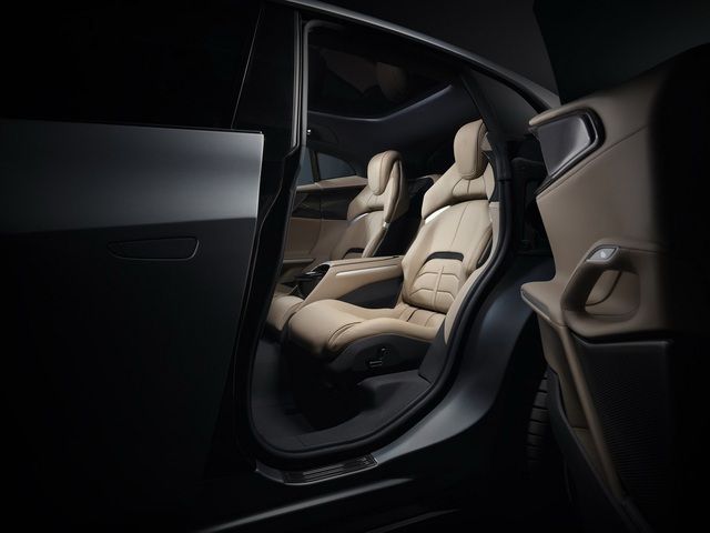 Ferrari giới thiệu dòng SUV đầu tiên, Purosangue: Cửa mở phong cách Rolls-Royce, 4 ghế độc lập, táp lô phân chia - Hình ảnh 13.