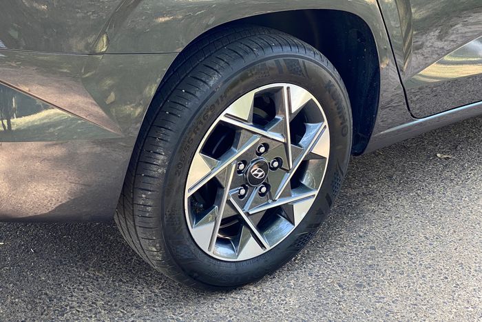 Tóm tắt về Hyundai Stargazer phiên bản đắt nhất tại Việt Nam: Tiết lộ công nghệ an toàn hiện đại nhất trong phân khúc - Ảnh 6.