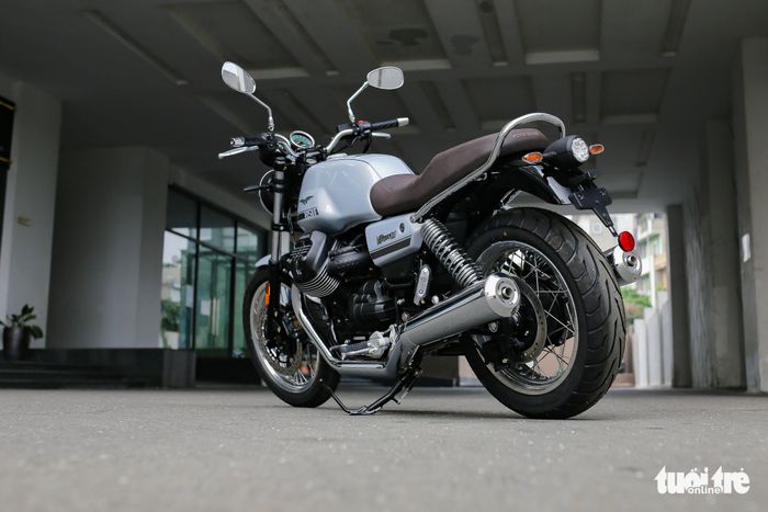 Chi tiết về Moto Guzzi V7 Special 850 giá hơn 400 triệu đồng tại Việt Nam - Hình 16.