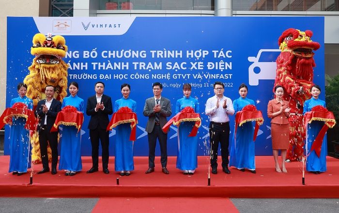 Chú thích hình ảnh