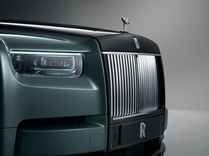 Rolls-Royce thu hồi 2 chiếc xe vẫn chưa được giao cho khách do vấn đề không dễ tìm - Ảnh 1.