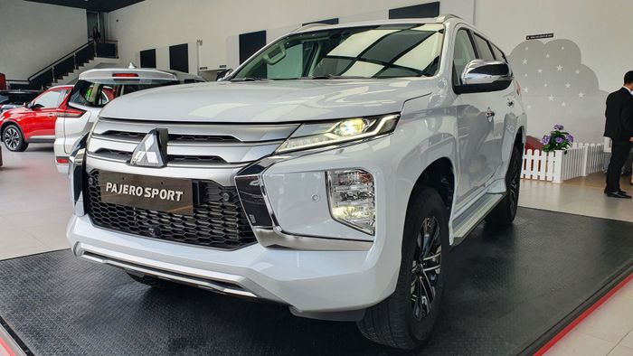 Danh sách những mẫu xe có doanh số thấp nhất từng nhãn hiệu: Sedan, SUV, và bán tải - Ảnh 1.
