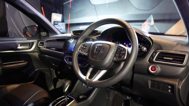 Clip thể hiện độ an toàn của Honda BR-V sắp ra mắt tại Việt Nam: Xếp hạng thấp hơn Toyota Veloz ở 3 trong số 4 hạng mục - Ảnh 6.