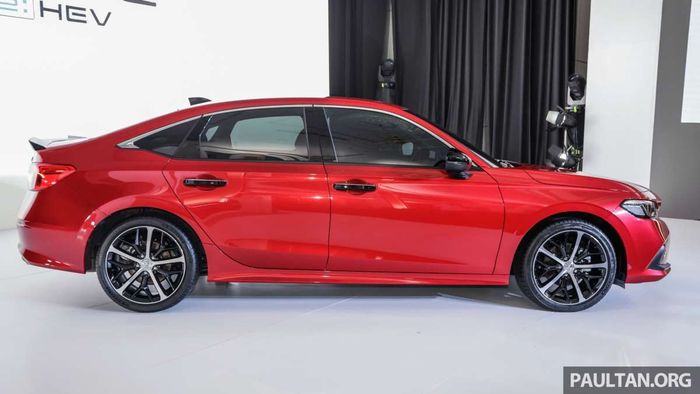 Hình ảnh Honda Civic phiên bản hybrid giá 900 triệu đồng - Hình 8.