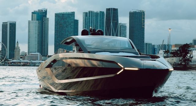 Cận cảnh chi tiết siêu du thuyền Tecomar Lamborghini 63 với công suất 4.000 mã lực - Ảnh 3.