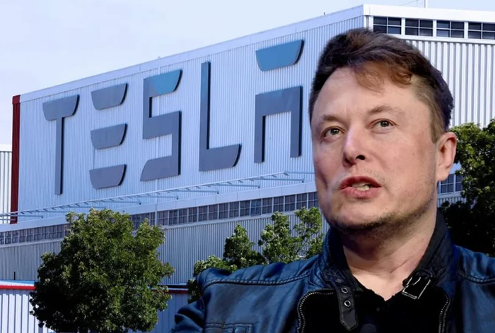 Tesla của Elon Musk đang trải qua giai đoạn khó khăn: Từ người tiên phong biến thành người gặp khó khăn, không ra mắt được bất kỳ mẫu xe mới nào trong suốt 3 năm qua, khiến nhà đầu tư bức xúc và khách hàng cảm thấy mất lòng tin - Hình 1.