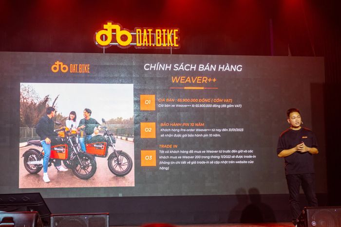 Giới thiệu Dat Bike Weaver++: Giá 65,9 triệu đồng, kiểu dáng cổ điển, tính năng sạc nhanh chưa từng thấy tại Việt Nam - Ảnh 1.