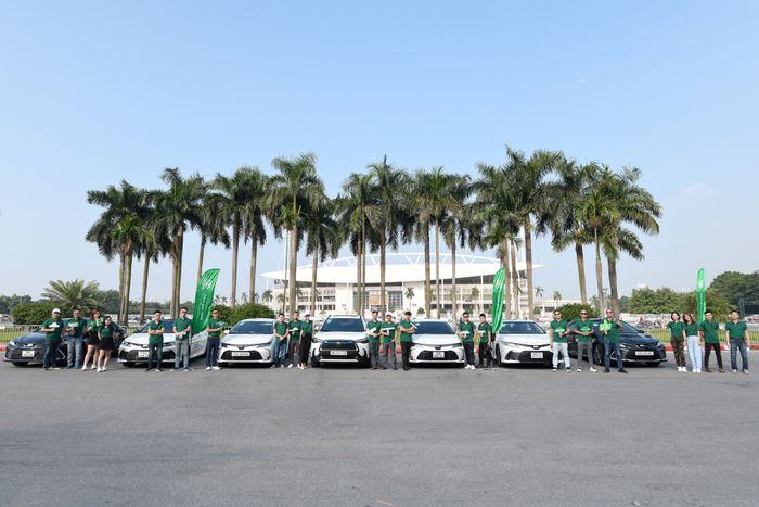 Khám phá hành trình đầy bất ngờ của dòng xe hybrid của Toyota từ Hà Nội đến Mai Châu - Ảnh 2.